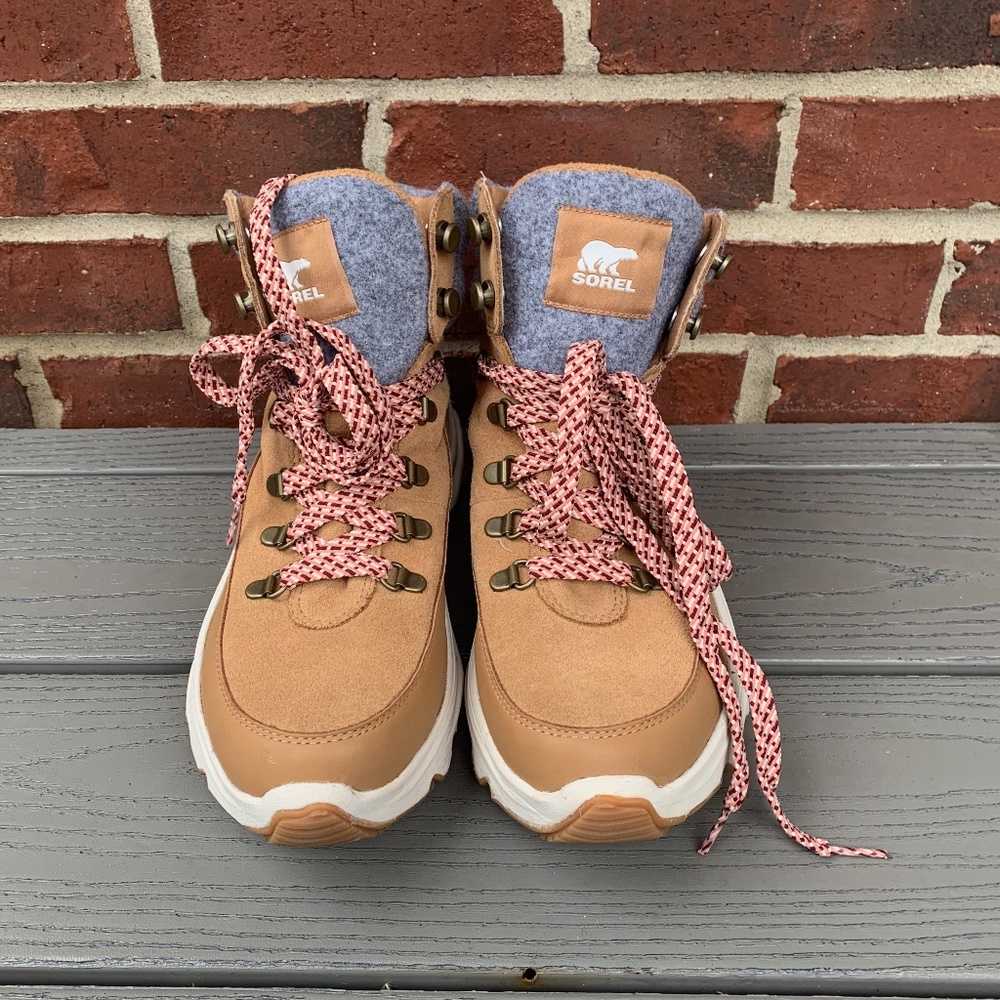 Sorel Kinetic Breakthru Conquest Waterproof Boots - Picture 4 of 13